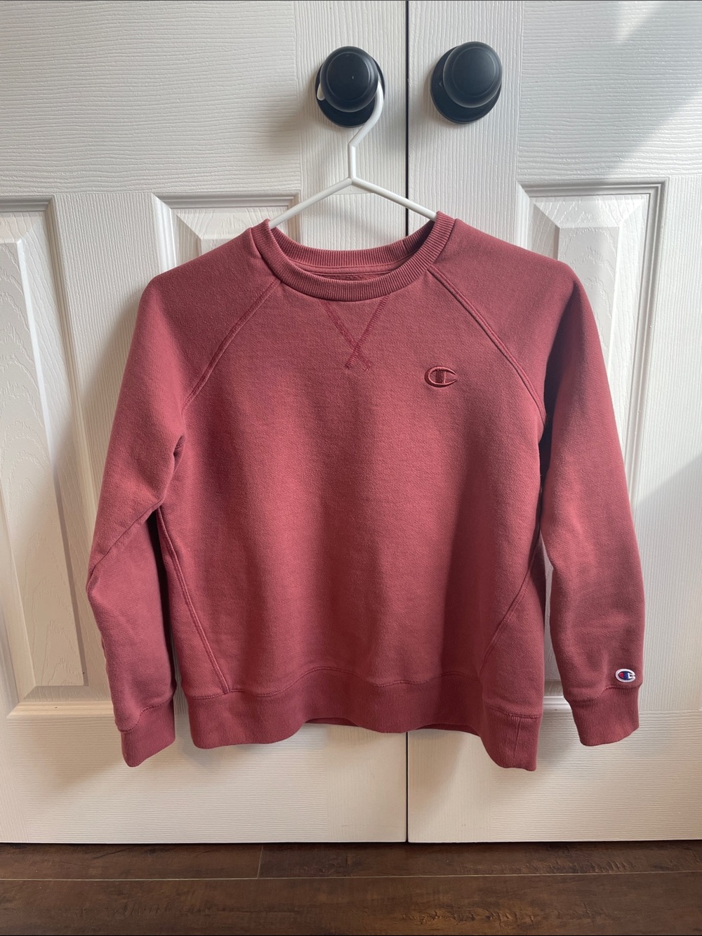 Champion Crewneck Sweatshirt in Mauve